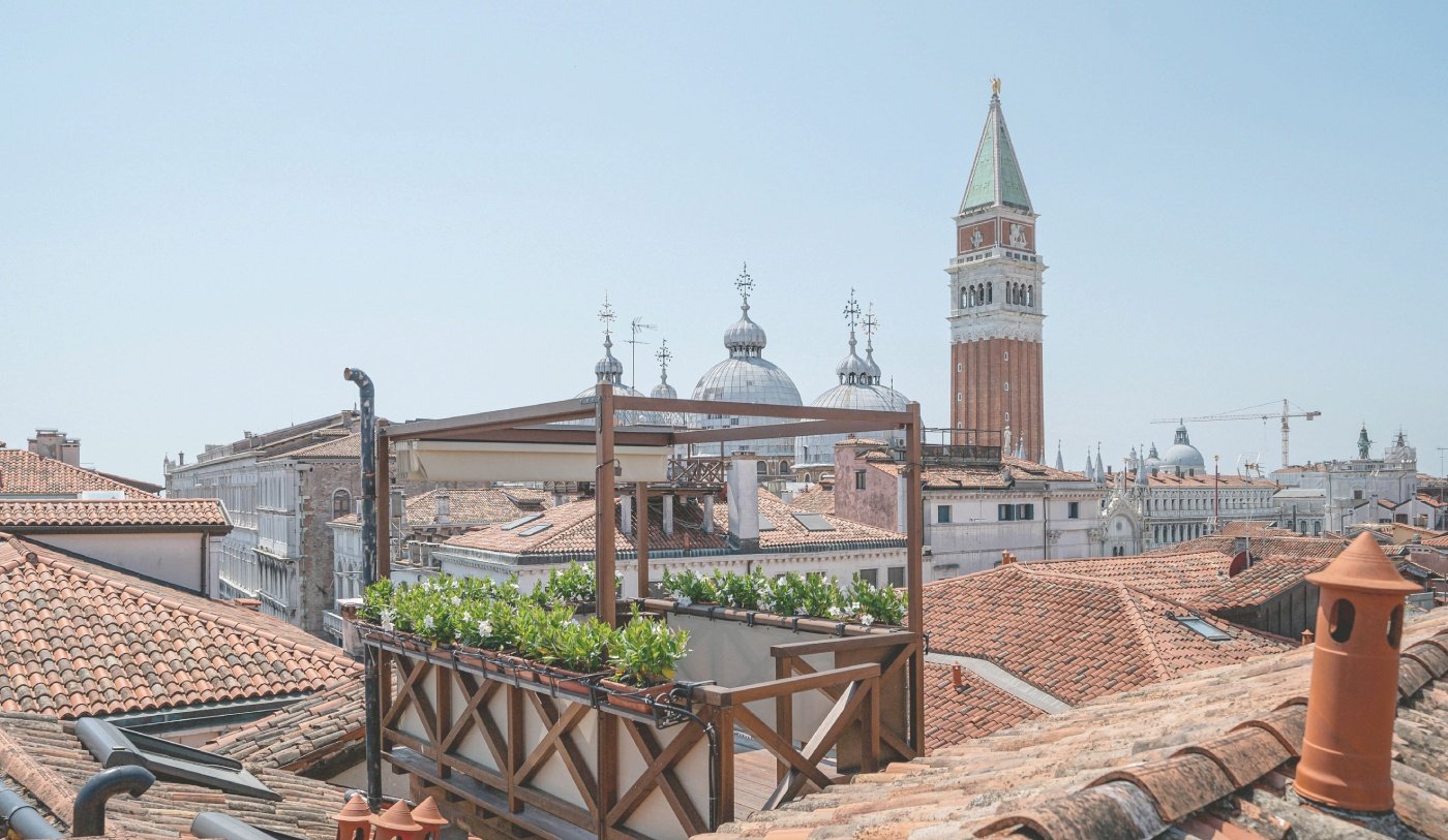 CAMERA DELUXE PANORAMIC TERRACE